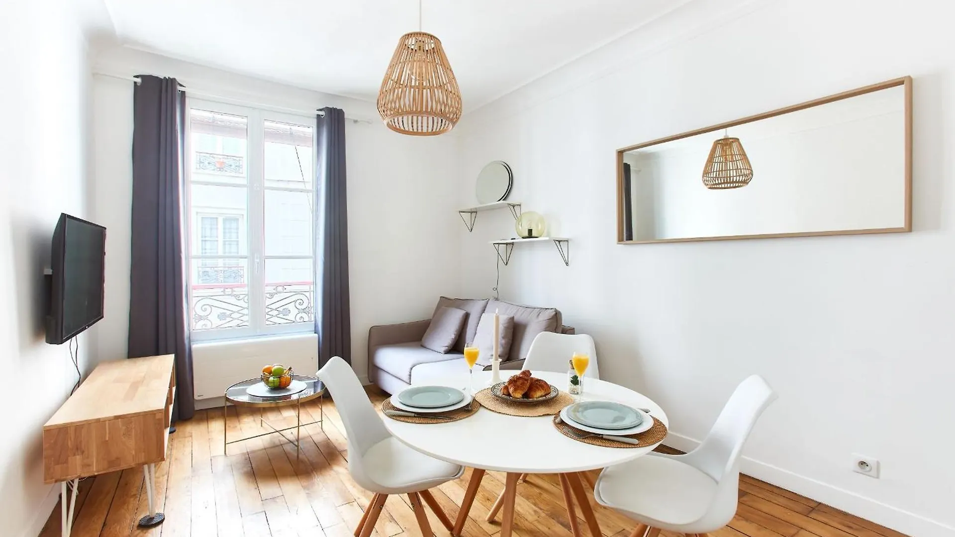 Apartment Montmartre & Rue Durantin - 1Br - Cityapartmentstay Paris France