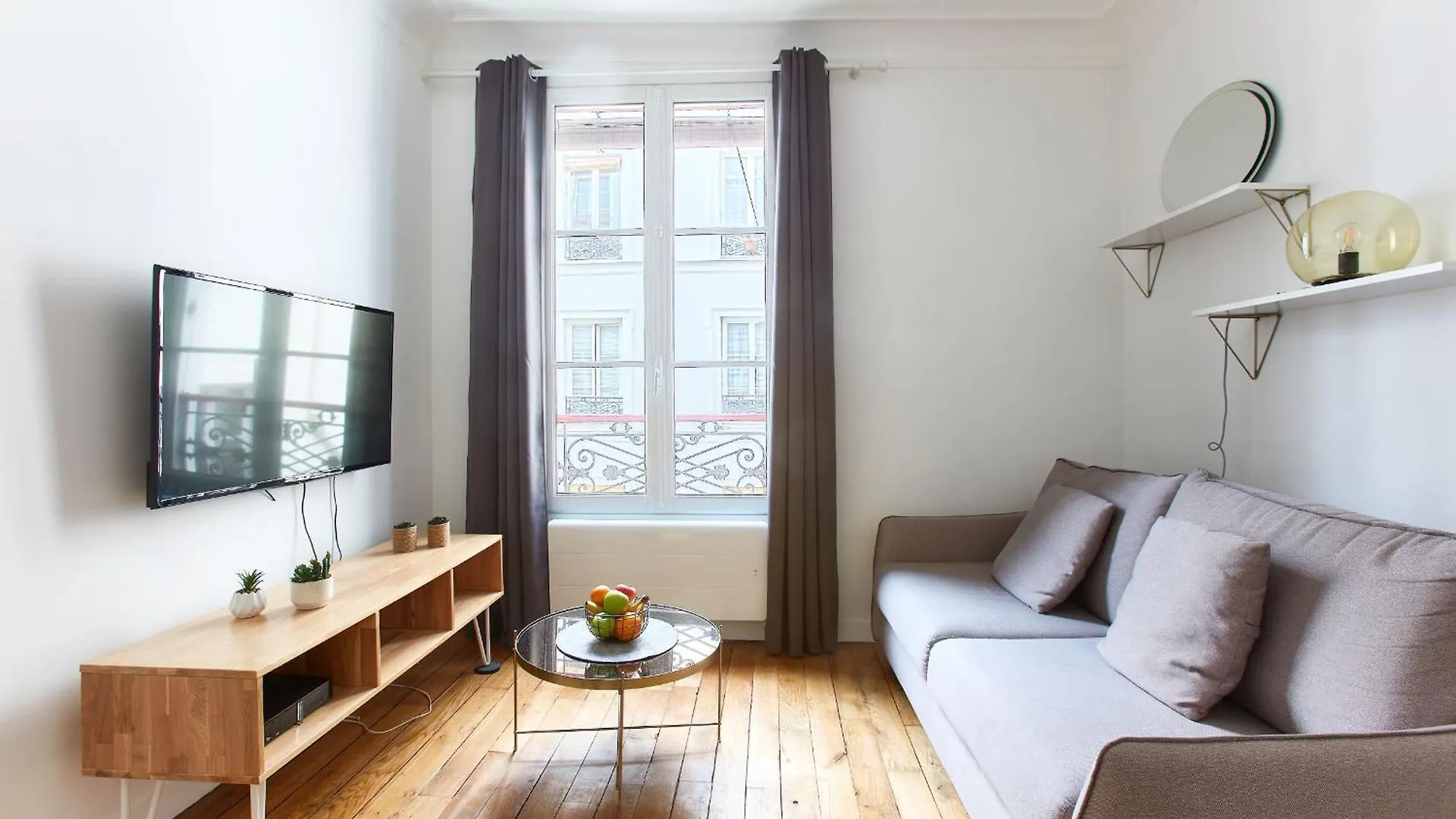 Montmartre & Rue Durantin - 1Br - Cityapartmentstay Paris Apartment